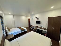 Family Transit Hotel