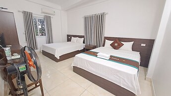 Family Transit Hotel