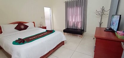 Family Transit Hotel