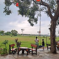 Family Transit Hotel