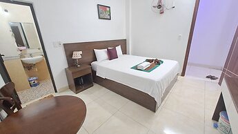 Family Transit Hotel