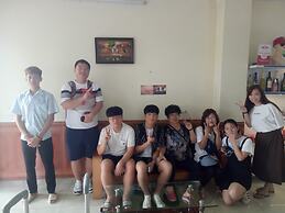 Family Transit Hotel