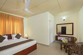 Palm Beach Inn and Sea Shells Cabanas