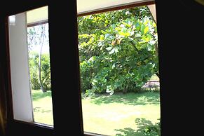 Palm Beach Inn and Sea Shells Cabanas