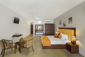 Palm Beach Inn and Sea Shells Cabanas