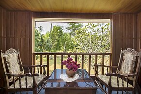 Palm Beach Inn and Sea Shells Cabanas