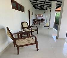 Palm Beach Inn and Sea Shells Cabanas