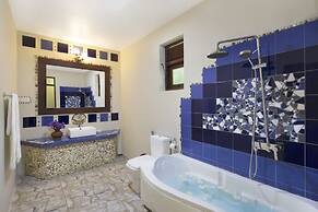 Palm Beach Inn and Sea Shells Cabanas