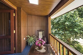 Palm Beach Inn and Sea Shells Cabanas