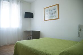 Hôtel Les Rosiers