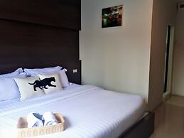 Bed by City Surawong-Patpong
