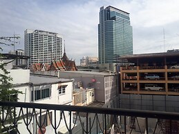 Bed by City Surawong-Patpong