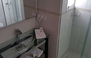 Emirates Hotel & Suítes