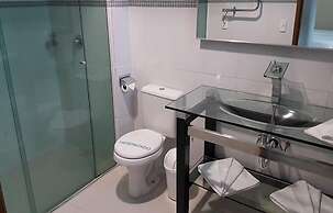 Emirates Hotel & Suítes