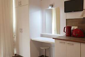 Layiotis Hotel Apartments