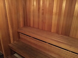 LYX Suites at Merrick Park in Coral Gables