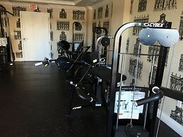 LYX Suites at Merrick Park in Coral Gables