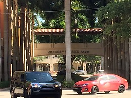 LYX Suites at Merrick Park in Coral Gables