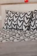 Fuente del Lobo Glamping  Bungalows - Adults Only