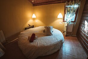 Fuente del Lobo Glamping  Bungalows - Adults Only