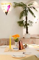 Hotel & Restaurant Park Cafe ISA