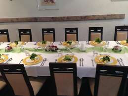 Hotel & Restaurant Park Cafe ISA