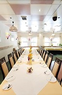 Hotel & Restaurant Park Cafe ISA