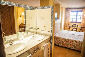 Estudios Turisticos Bahia Sur