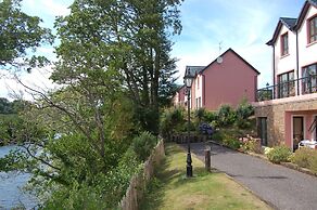 Grove Lodge Holiday Homes