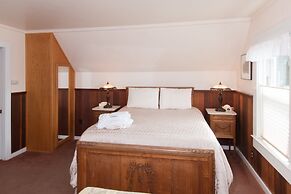 Sweetwater Inn and Spa