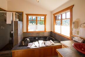 Sweetwater Inn and Spa