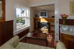 Sweetwater Inn and Spa