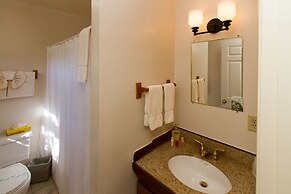 Sweetwater Inn and Spa