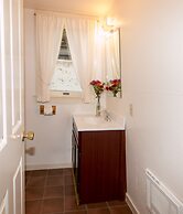 Sweetwater Inn and Spa