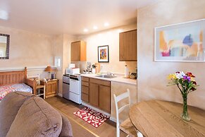 Sweetwater Inn and Spa