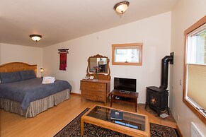 Sweetwater Inn and Spa