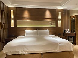 Green World Taipei Station