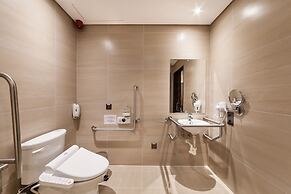 Green World Taipei Station