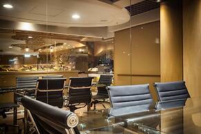 Green World Taipei Station