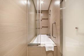 Green World Taipei Station