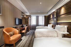 Green World Taipei Station