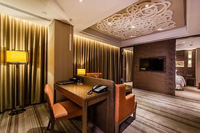 Green World Taipei Station