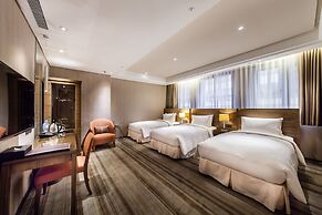 Green World Taipei Station