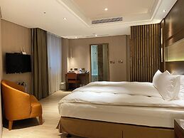 Green World Taipei Station