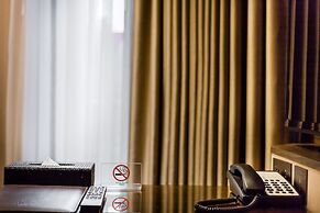 Green World Taipei Station