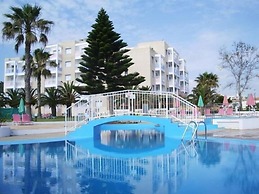 Astreas Beach Hotel