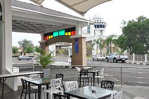 Klana Beach Resort Port Dickson