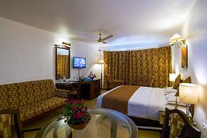 Golf View Hotel & Suites