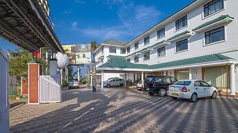 Golf View Hotel & Suites