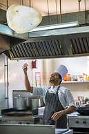 Golf View Hotel & Suites